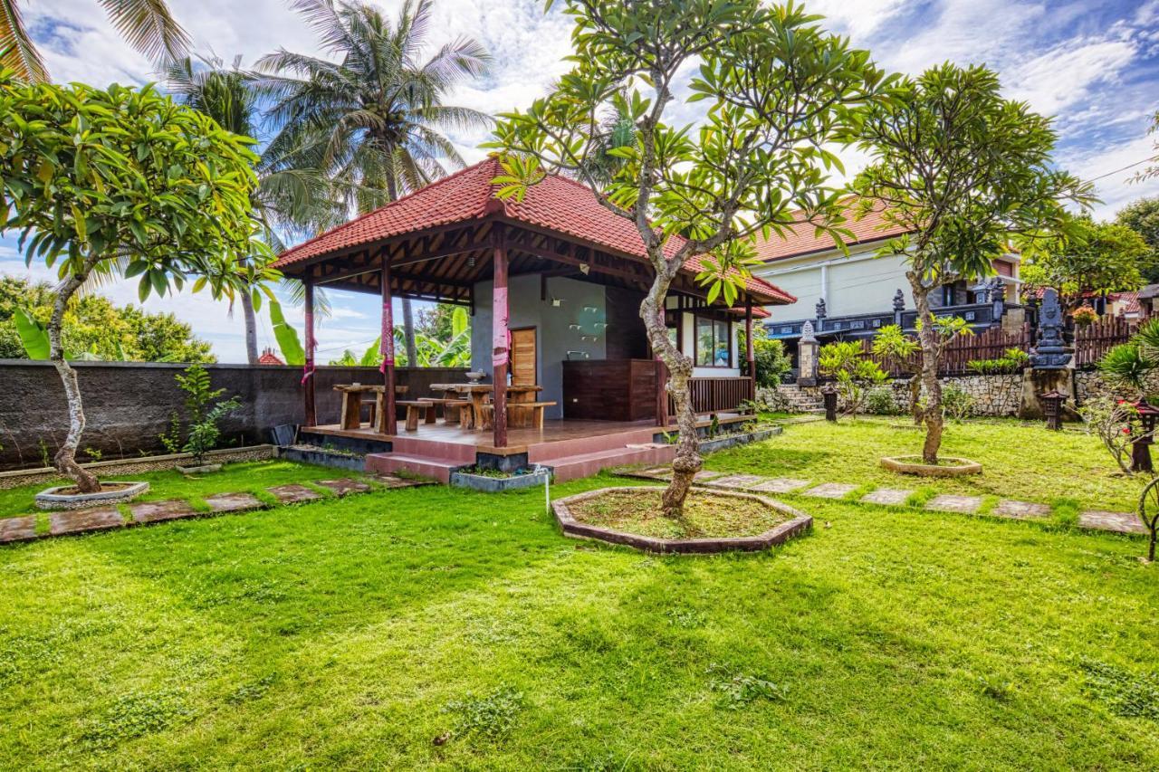 Megaland Bungalow Batununggul Εξωτερικό φωτογραφία